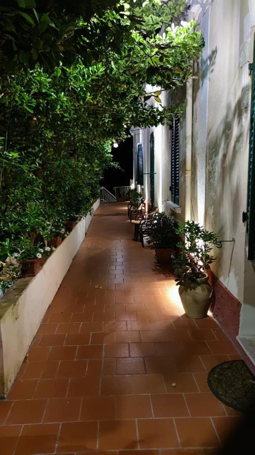 Hotel Golfo Azzurro Capoliveri  Extérieur photo