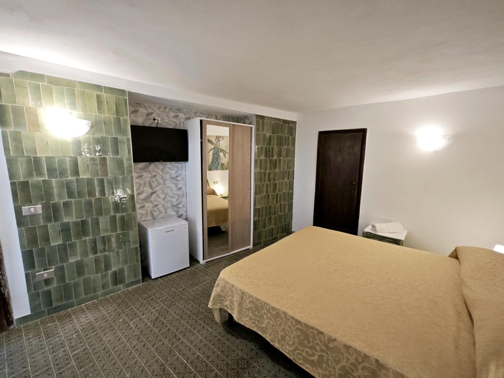 Hotel Golfo Azzurro Capoliveri  Extérieur photo